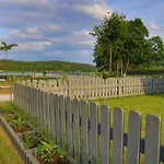 Szmaragdowy Nad Jeziorem Juno W Mragowie *