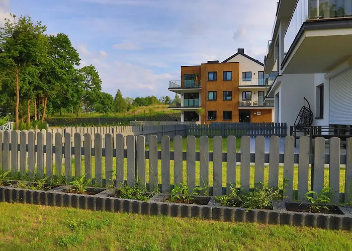 Szmaragdowy Nad Jeziorem Juno W Mrągowie Mrągowo